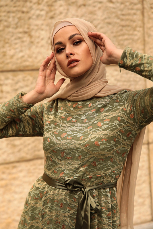 Amber Lace Maxi Gown - Enchanted Evergreen