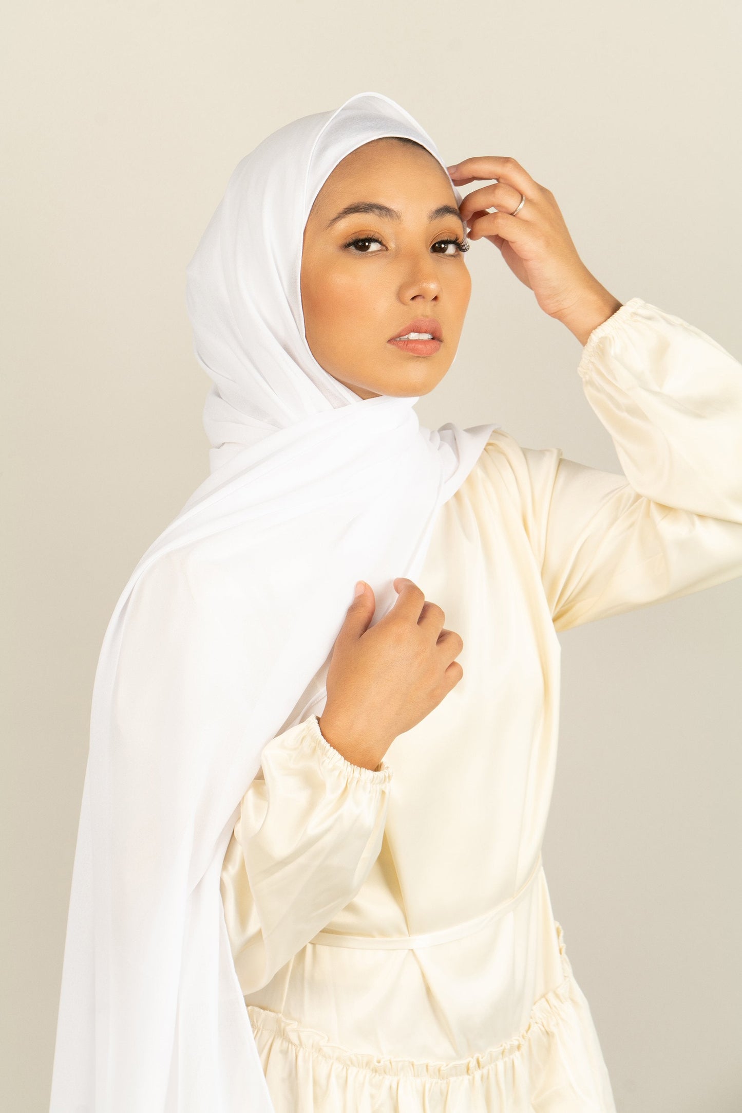 GLISTENING SNOW Georgette Chiffon Scarf