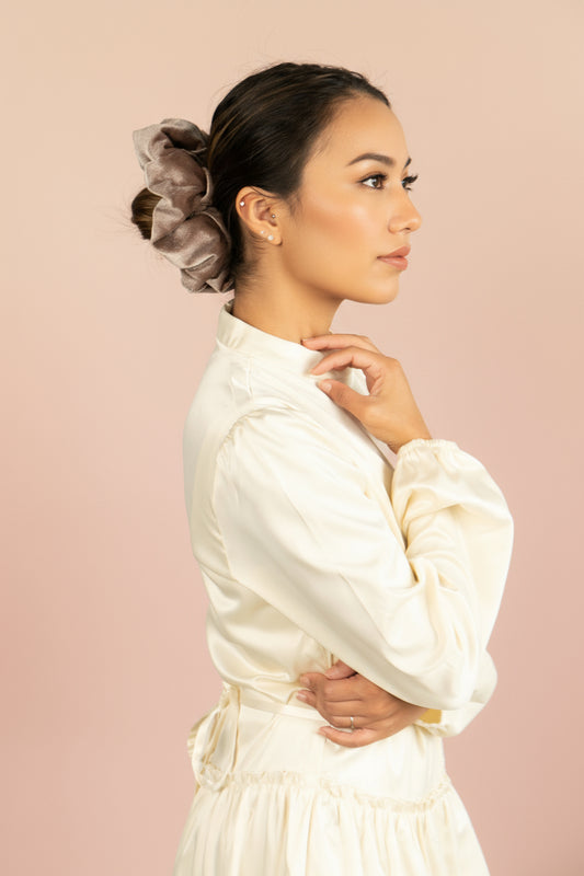 Velvet Scrunchie - Taupe