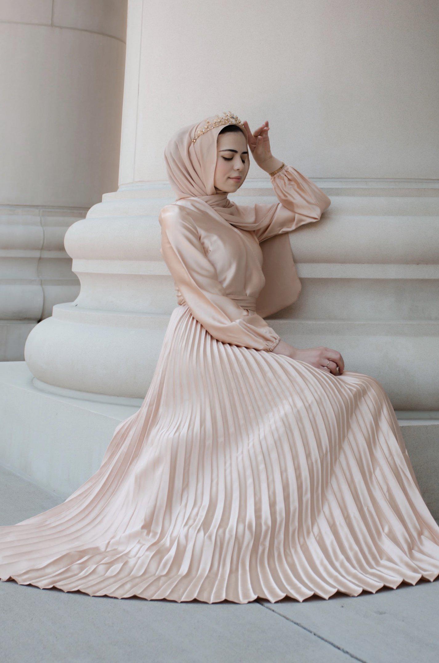 Ayla Pleated Satin Gown - Sunlight Gold