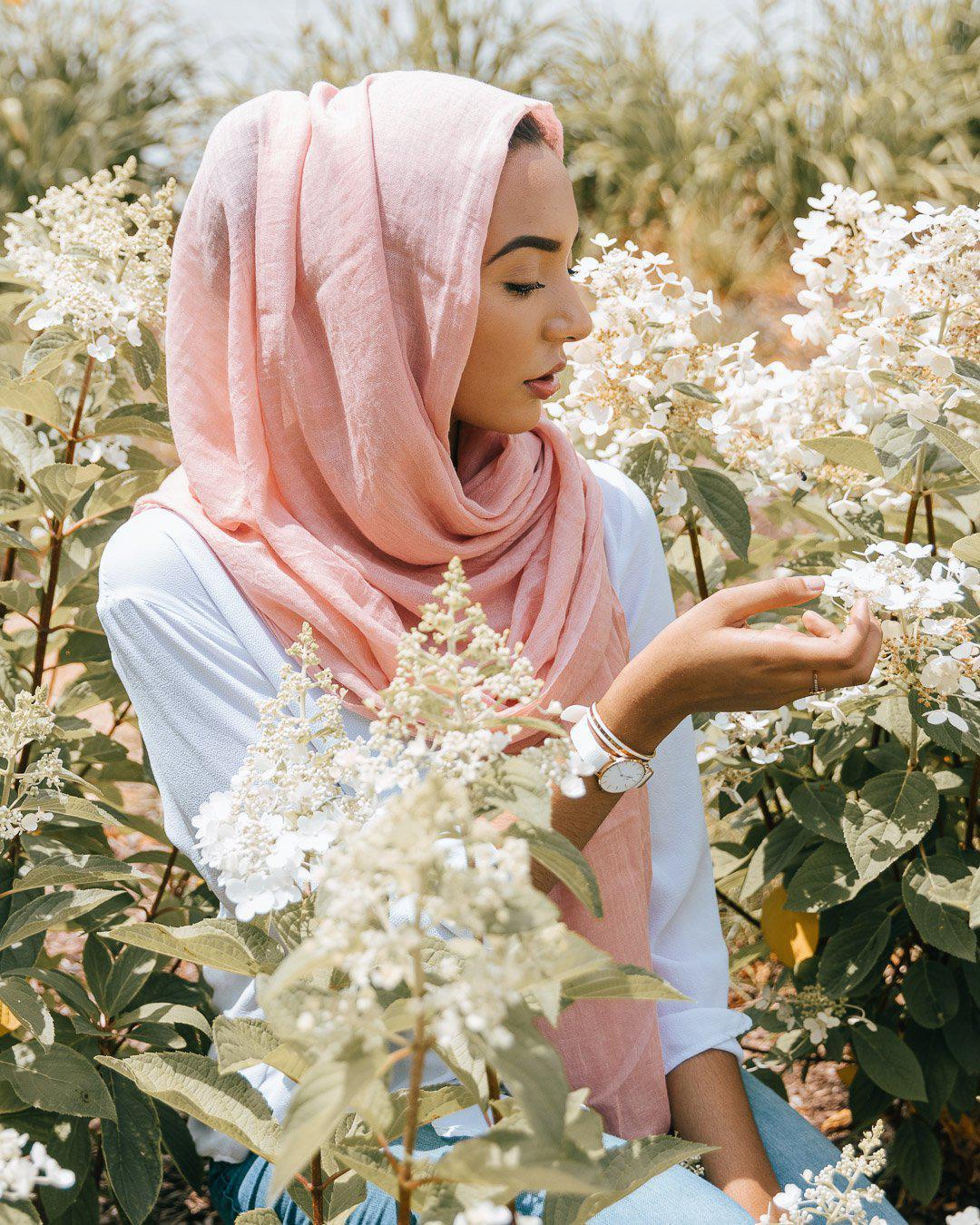 CARNATION Woven Viscose